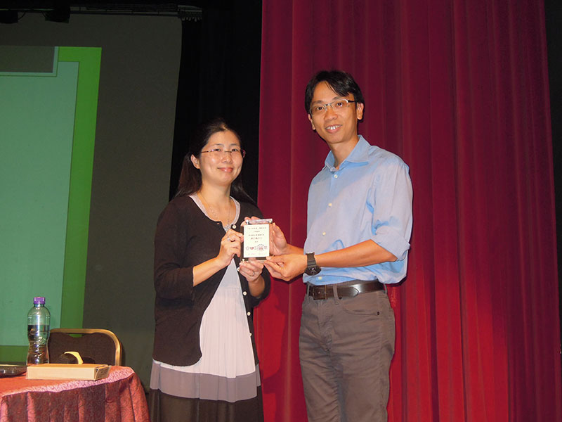 %e5%8a%89%e7%ab%8b%e5%84%80%e5%b0%8f%e5%a7%90%e4%bb%a3%e8%a1%a8%e6%9c%ac%e6%9c%83%e7%82%ba%e3%80%8c%e5%ae%89%e5%bf%83%e5%a5%bd%e3%80%8e%e7%85%ae%e3%80%8f%e6%84%8f%e3%80%8d%e8%ac%9b%e5%ba%a7%e6%93%94